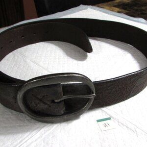 NOLA BY TORINA Brown Aniline Kipskin Shoulders Calfskin Leather Belt Size 38